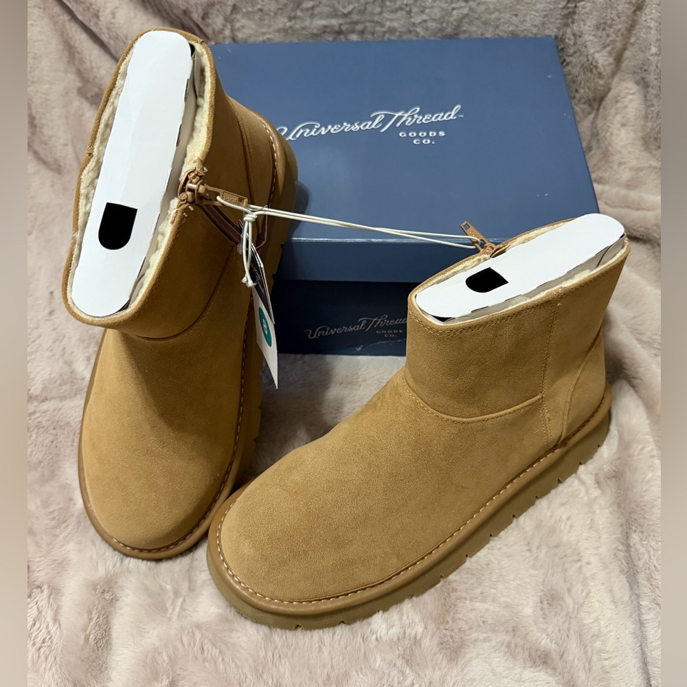 Universal Thread Camel Tan Suede Shearling Booties